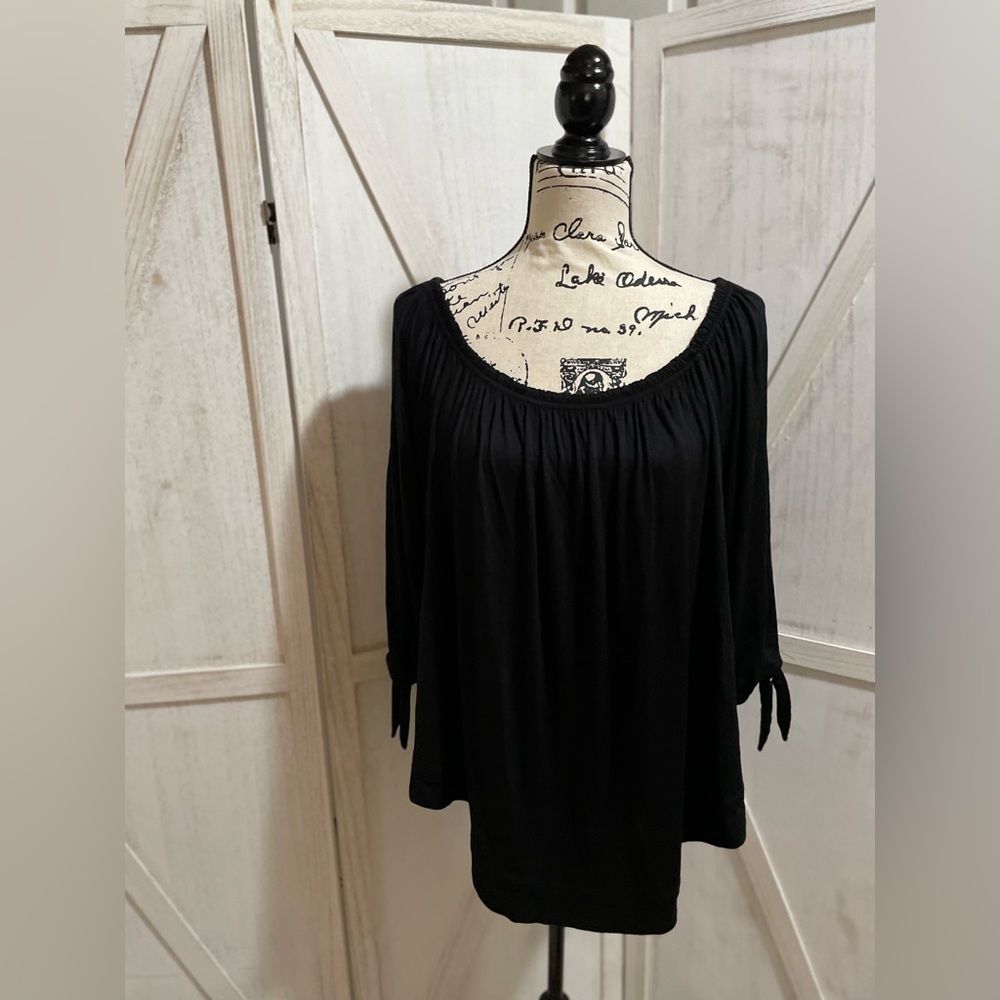 Lane Bryant EUC off shoulder split sleeve top 18/20
